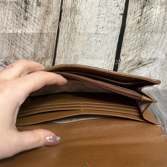 MICHAEL KORS - Wallet - Picture 10 of 12